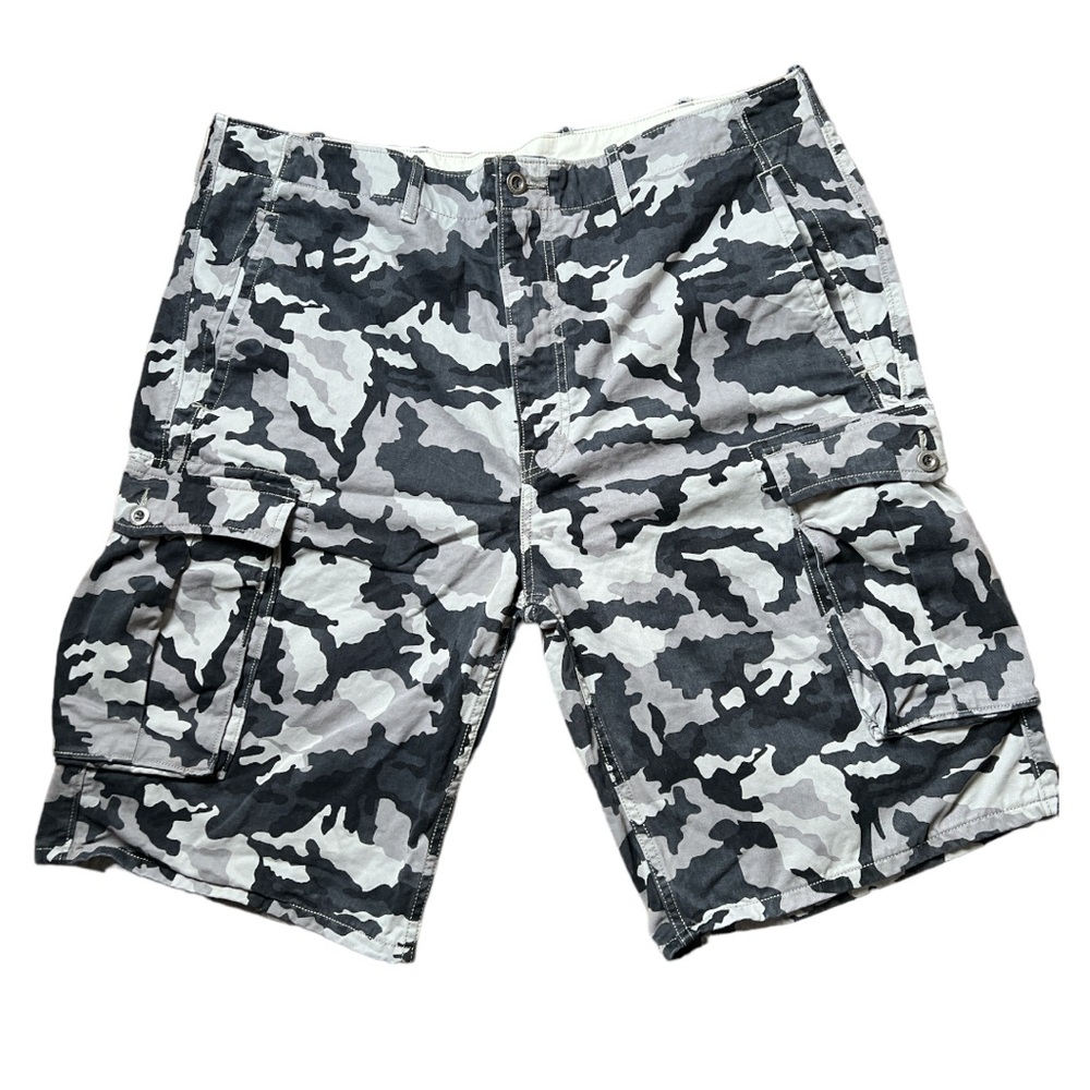 Vintage Levi's Camo Cargo Shorts Gray & Black 6 pockets W40